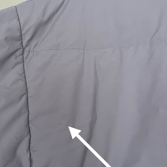 {Vuori} Canyon Insulated Jacket in Purple Hue - Womens Medium - Picture 13 of 14